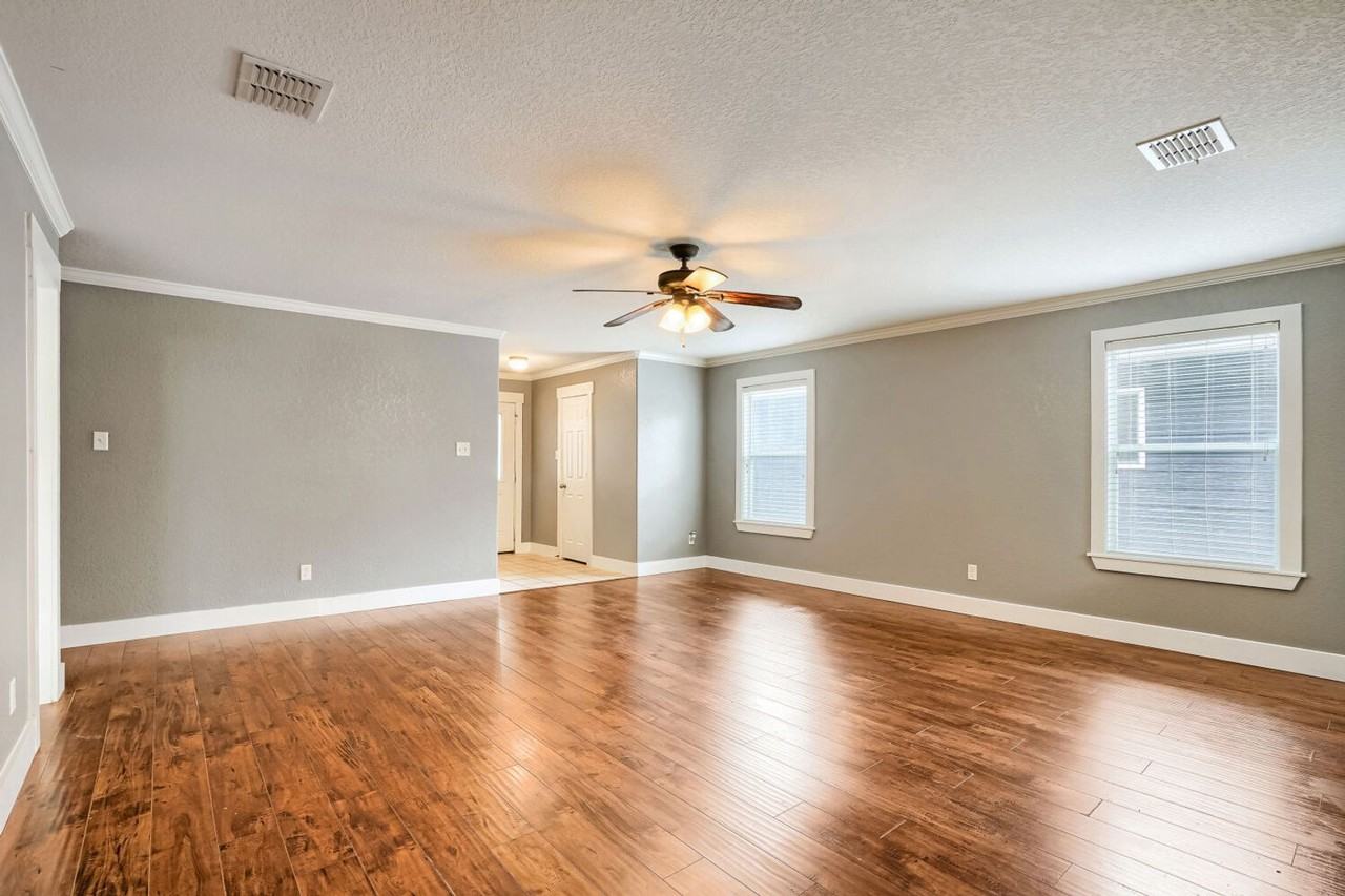 25251 Cambridge Wl - Photo 6 of 30