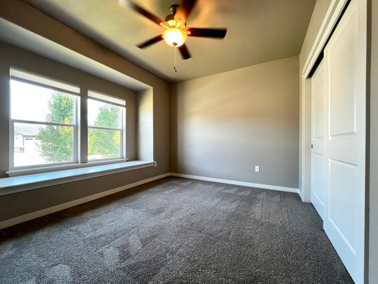 6112 Cottonwood Loop - Photo 6 of 27