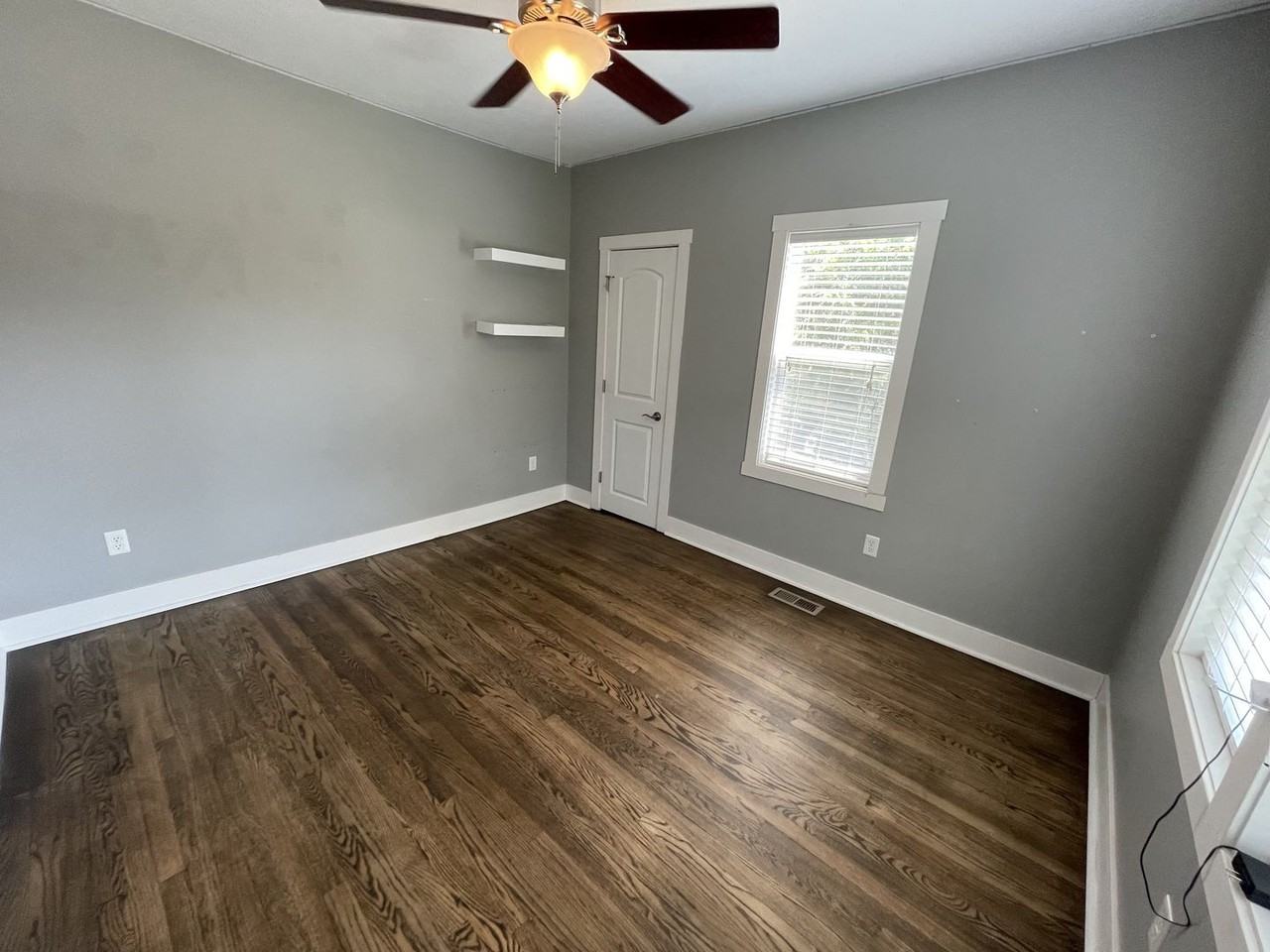 2202 N 51st St - Photo 6 of 23