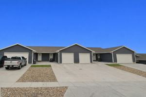 featured image of 192 Mcgriff Way