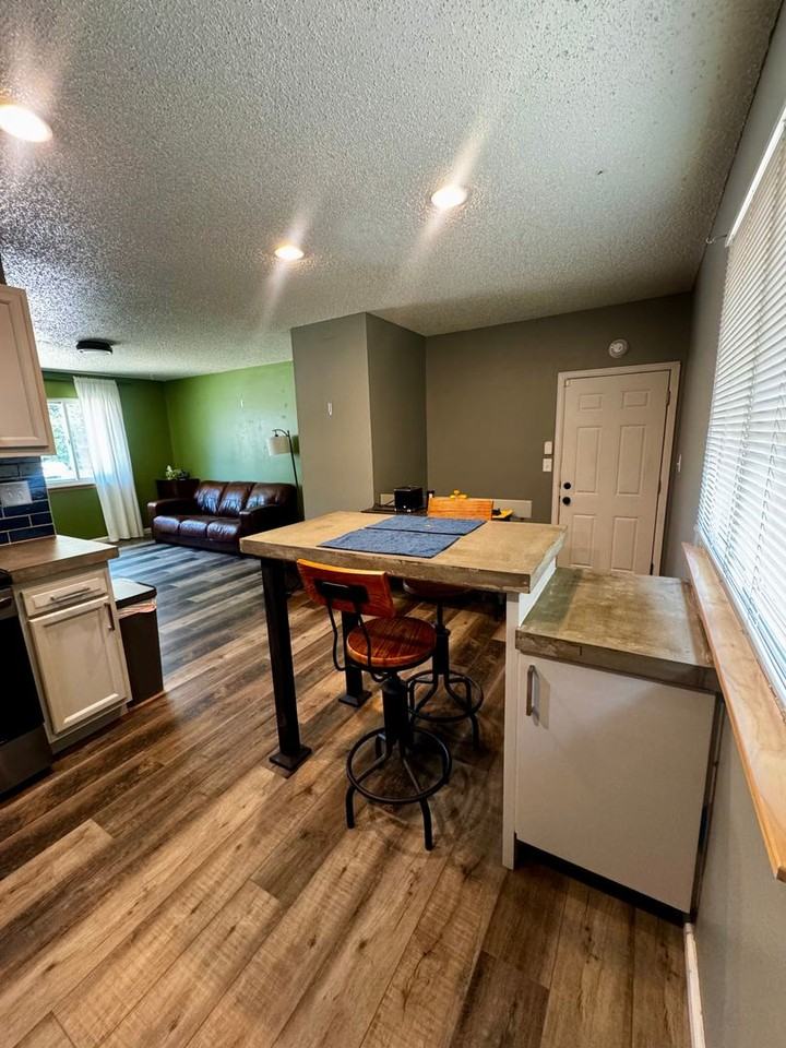4945 Wandering Cir - Photo 7 of 20