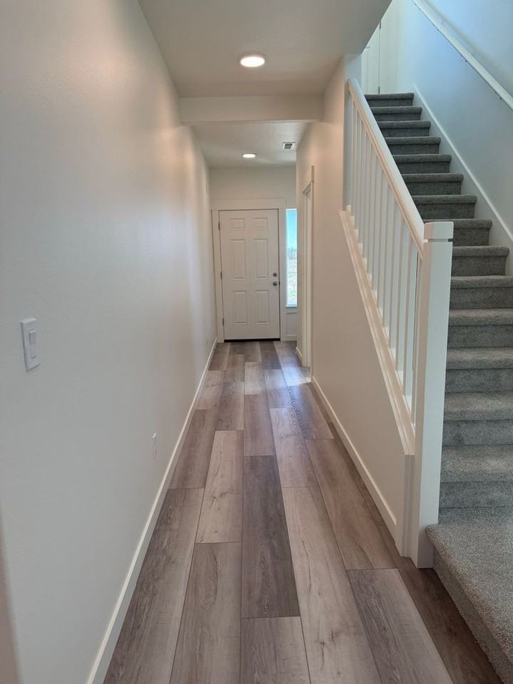 61073 Ne Unity Pl - Photo 2 of 29