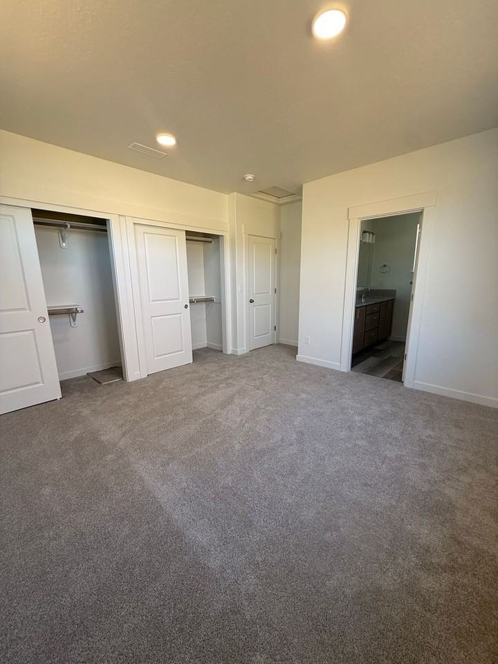 61073 Ne Unity Pl - Photo 7 of 29