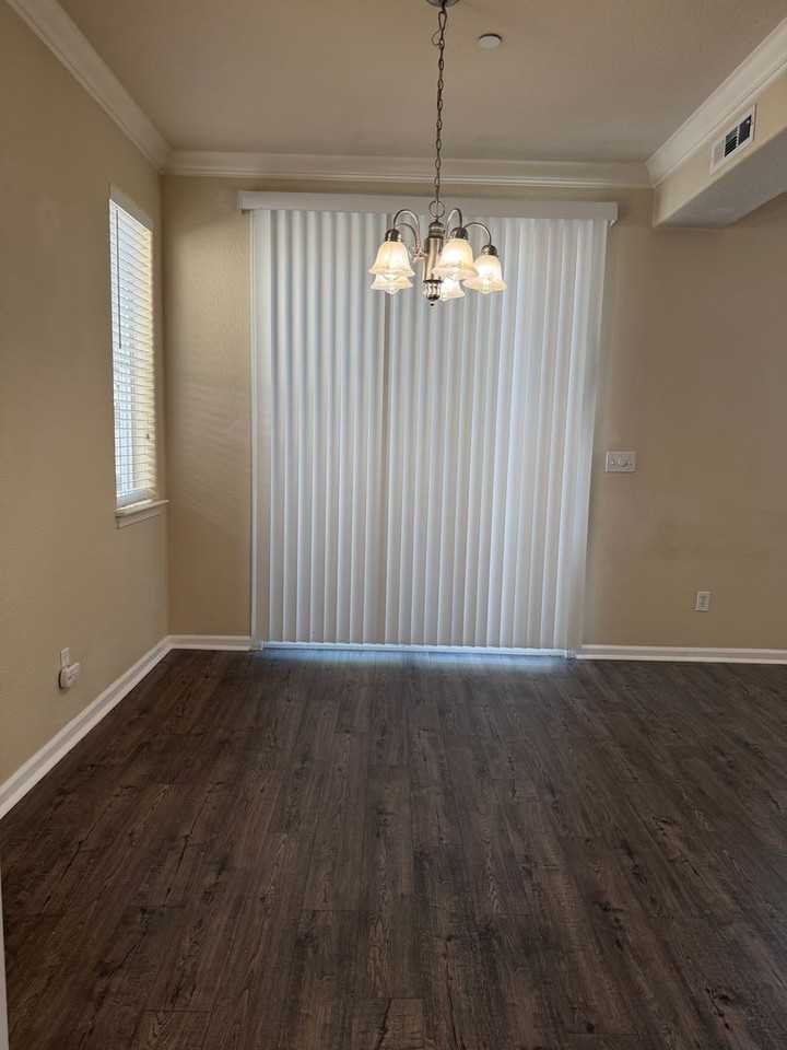 2348 La Villa Way - Photo 4 of 18