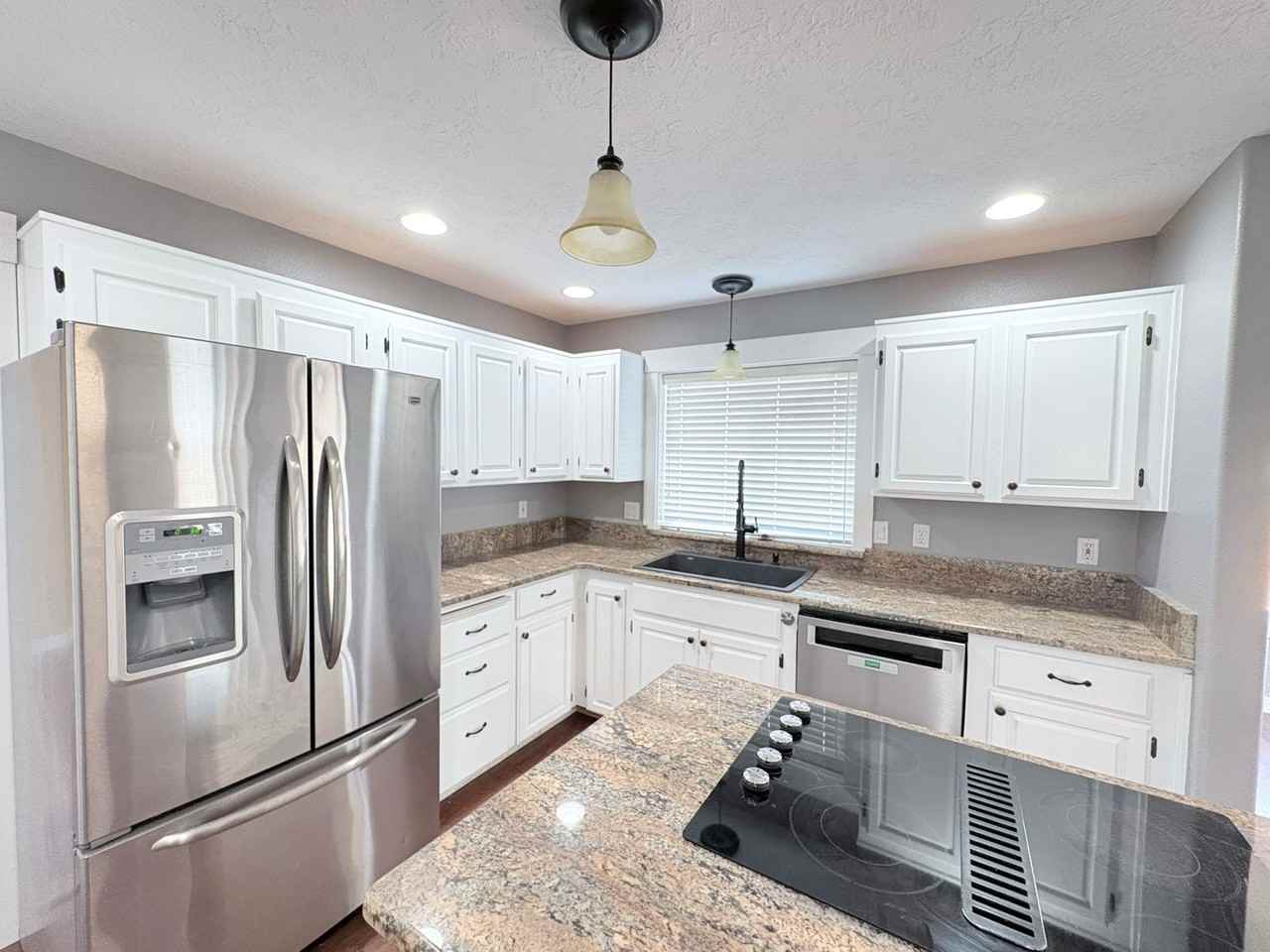 1612 Royalann Ct Nw - Photo 4 of 20