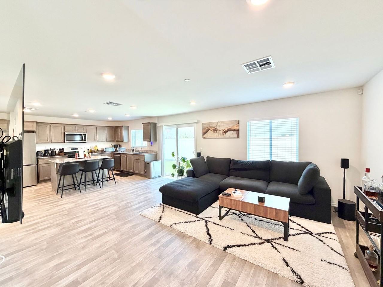 30607 Cyclone Ave - Photo 6 of 39