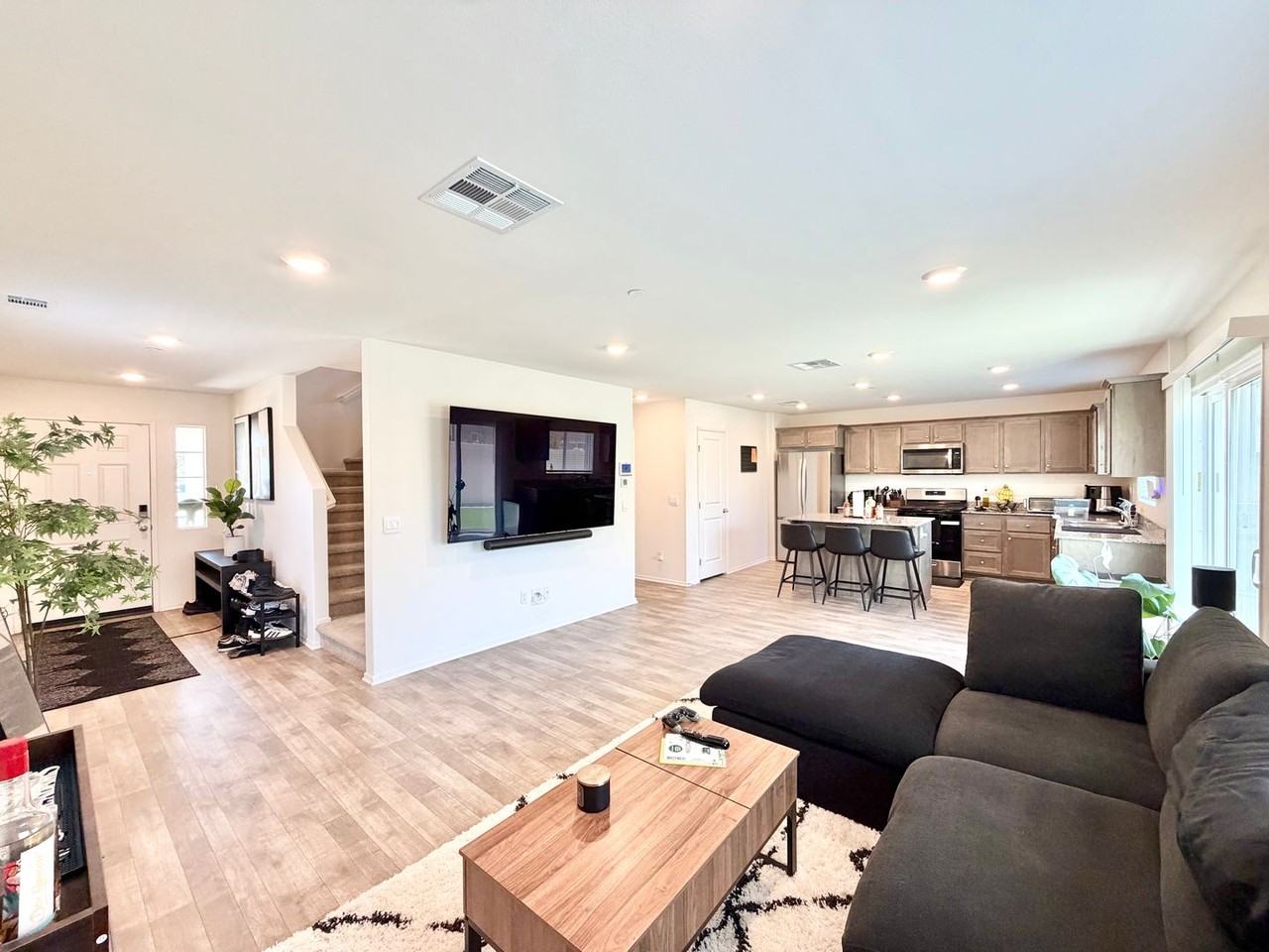 30607 Cyclone Ave - Photo 7 of 39