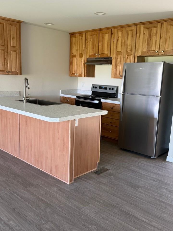 10042 Shaff Rd Se - Photo 3 of 18