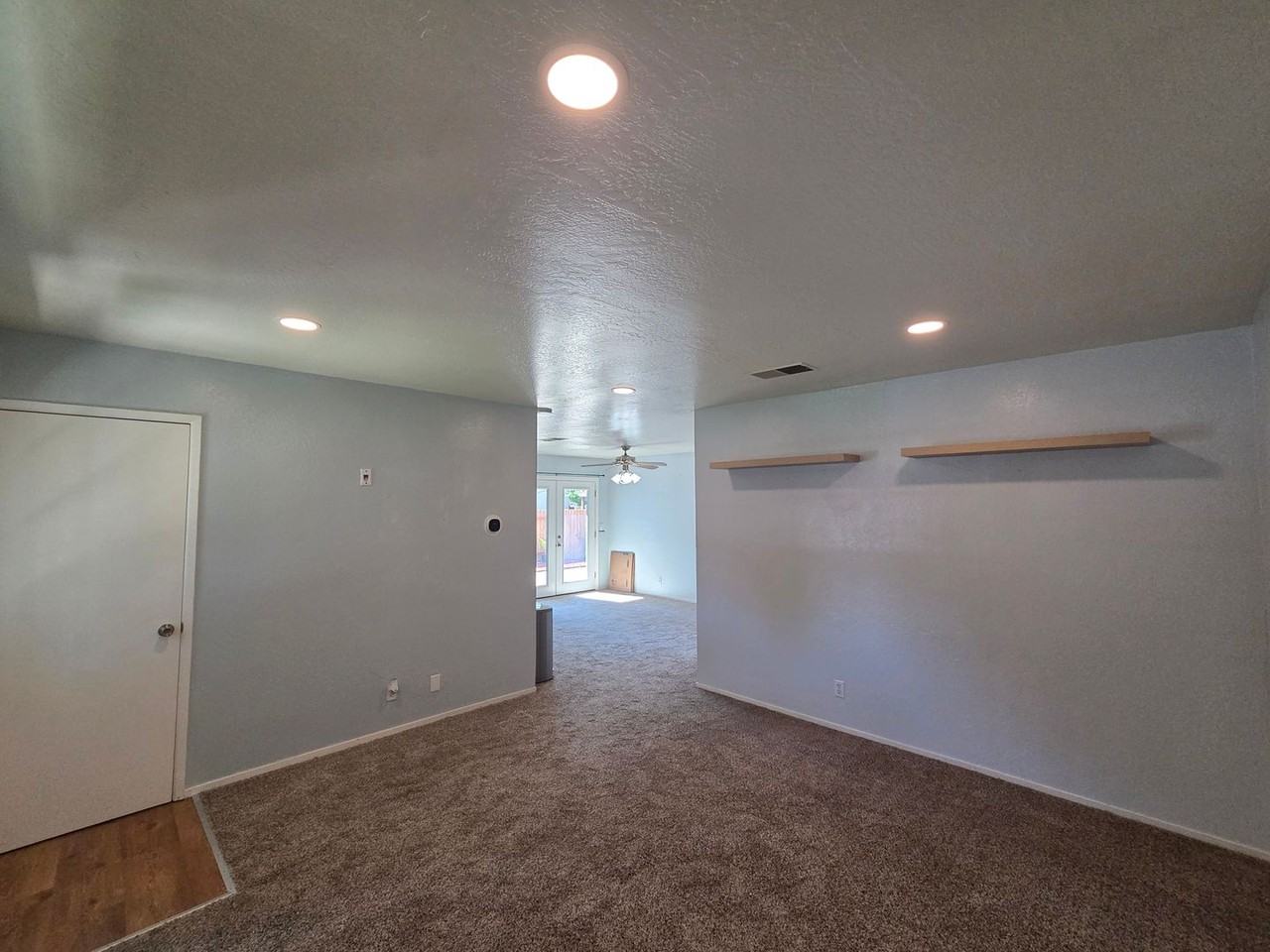 1955 Southwood Dr - Photo 3 of 18