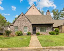 featured image of 948 Starr Ct