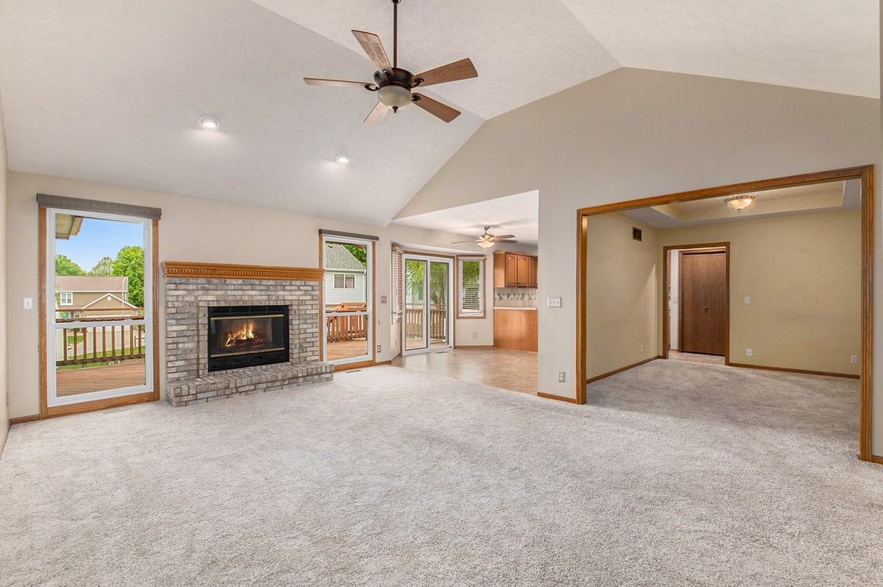 15206 Borman St - Photo 2 of 16