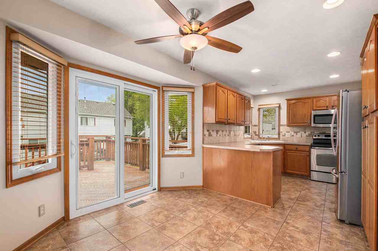 15206 Borman St - Photo 3 of 16
