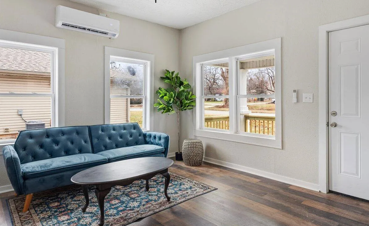 727 E Dale St - Photo 4 of 14
