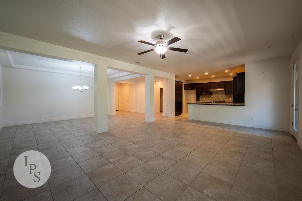 3245 Lexington Ave - Photo 5 of 30
