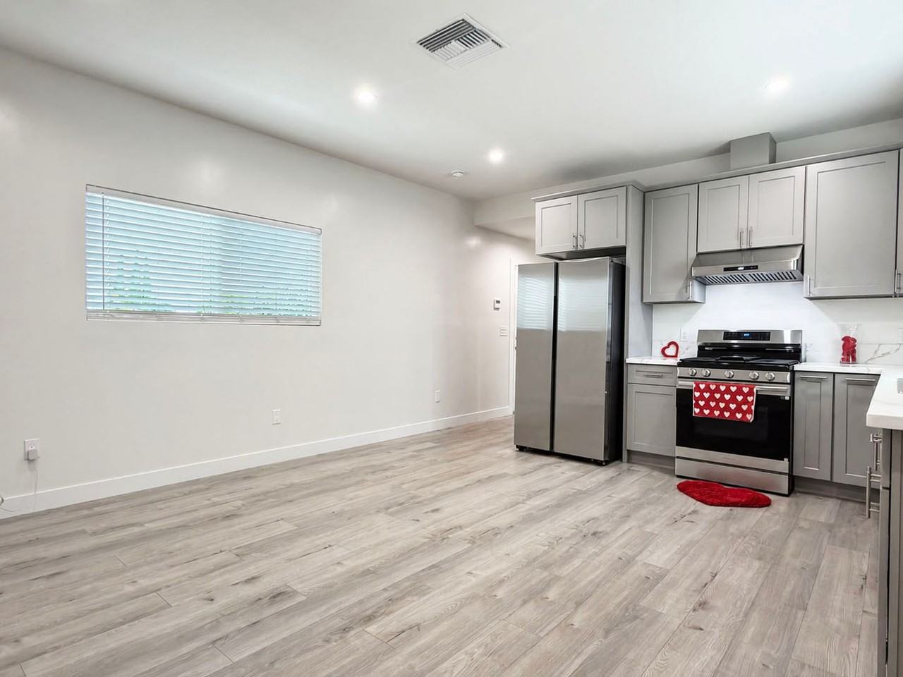 5827 Eastbrook Ave #1 - Photo 3 of 15