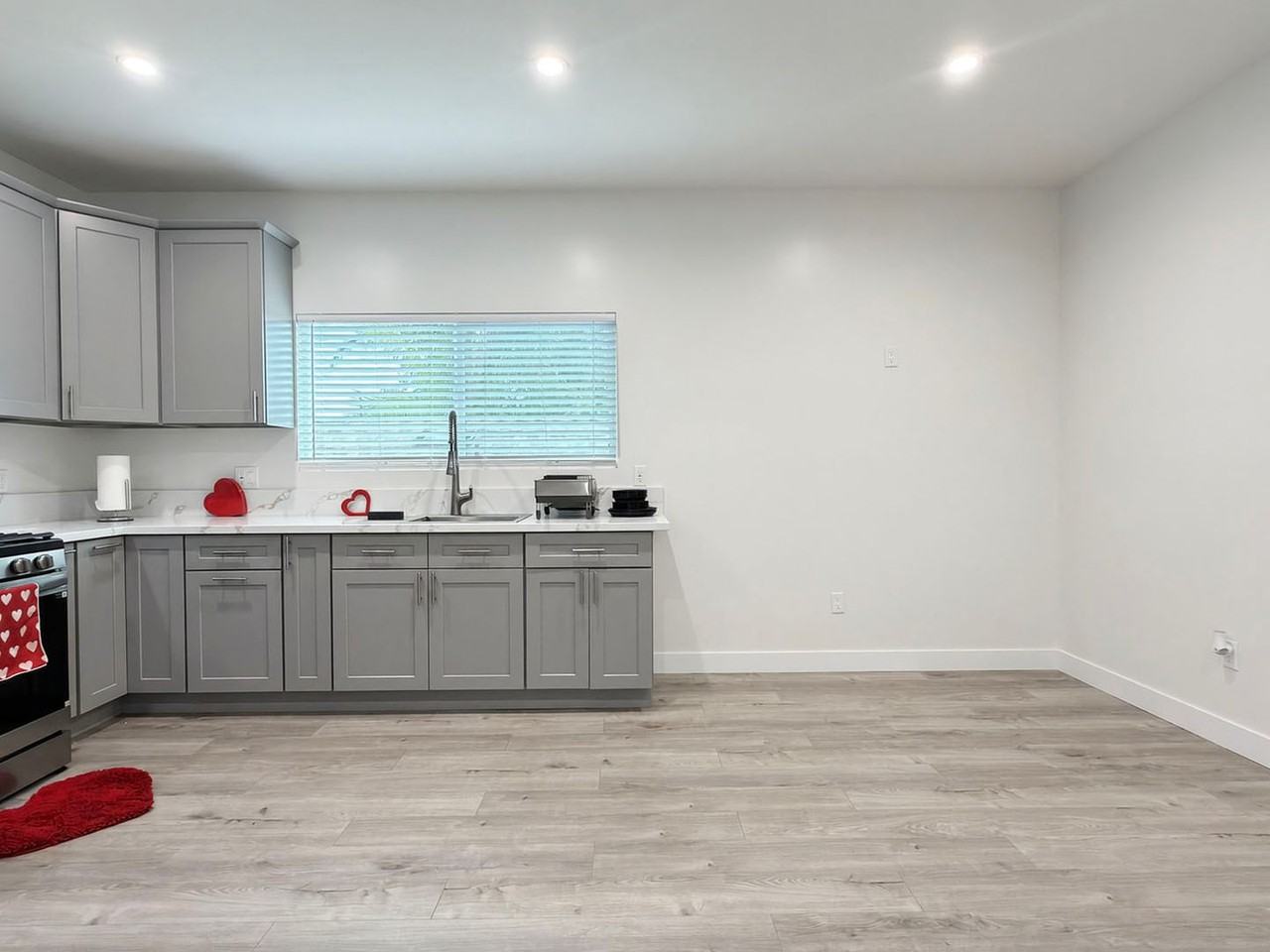 5827 Eastbrook Ave #1 - Photo 4 of 15