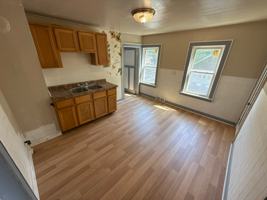 featured image of 3201 N 39th St