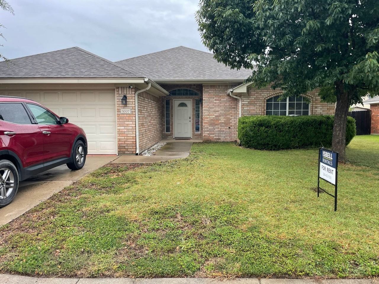 3007 Wisteria Ln