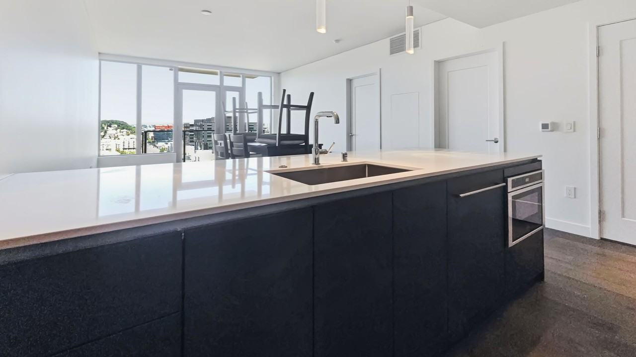 2510 6th Ave - Photo 2 of 28