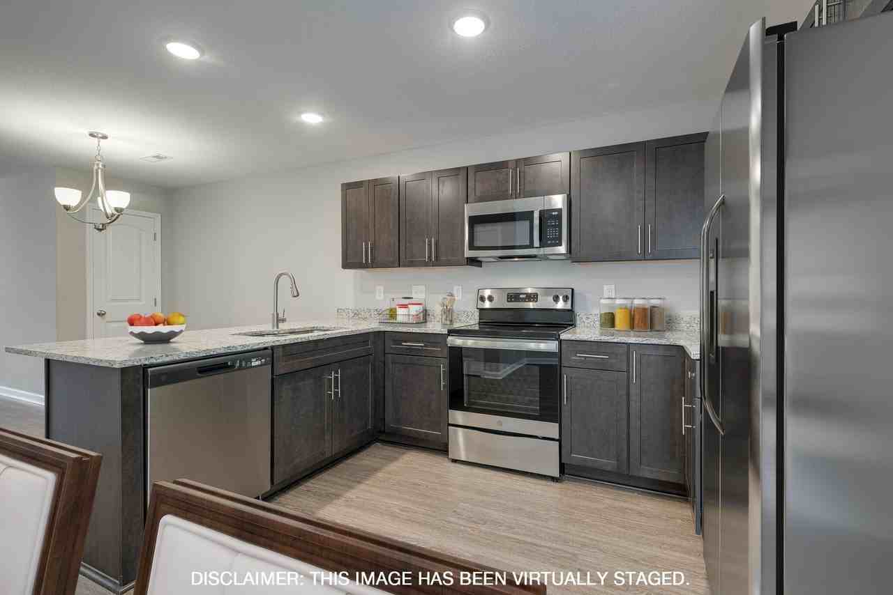 225 Woodland Valley Ln - Photo 7 of 14