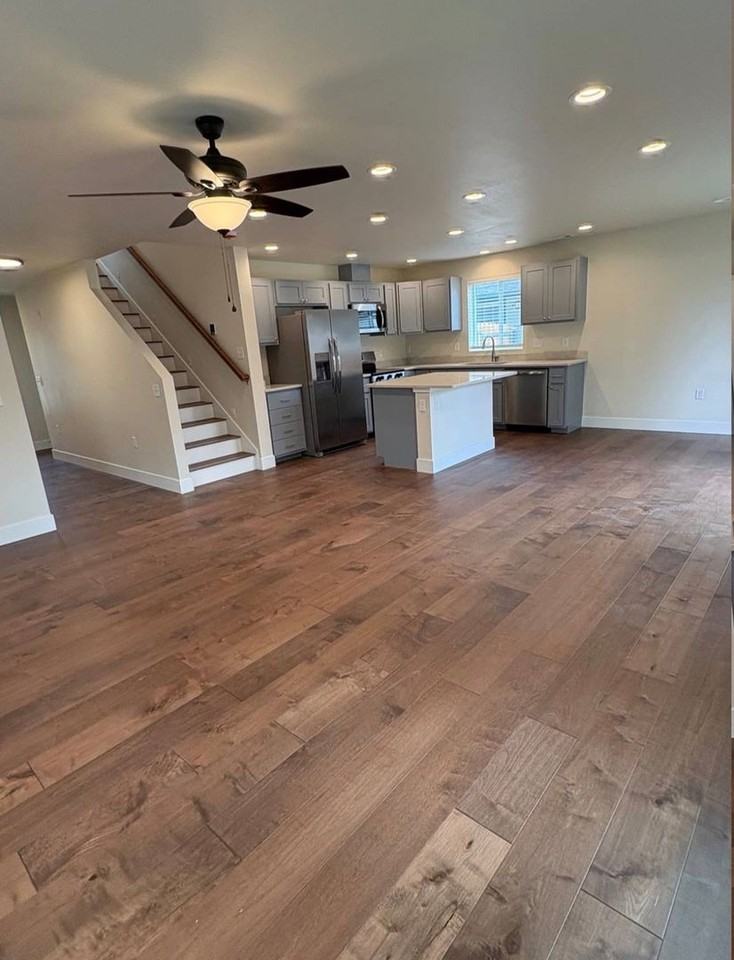 613 St Thomas Ln - Photo 4 of 15