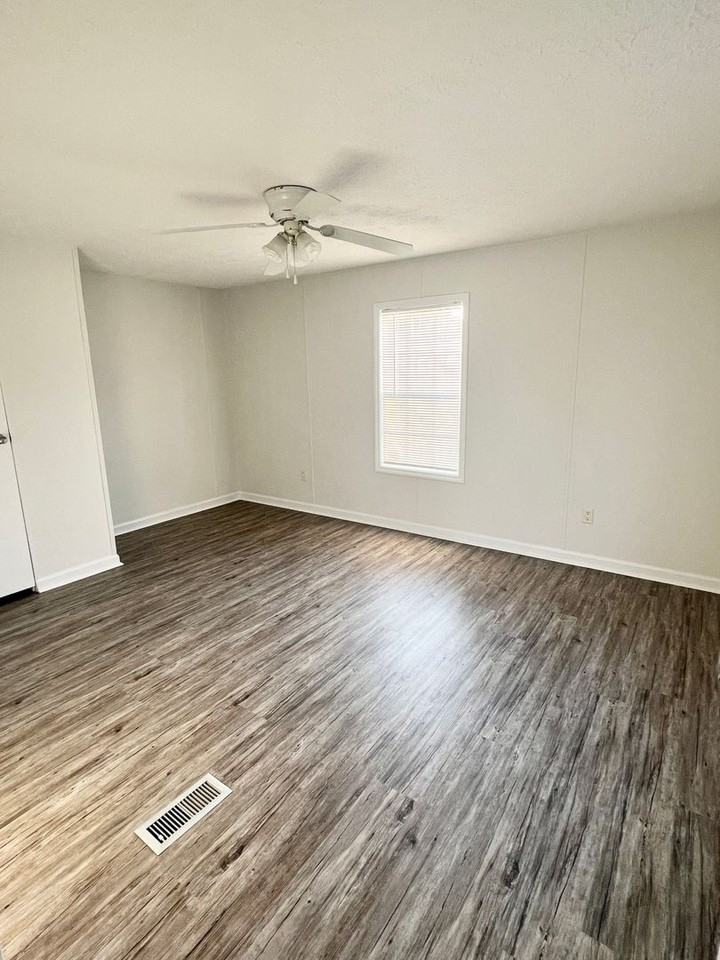 6076 Wildlife Ln - Photo 7 of 28