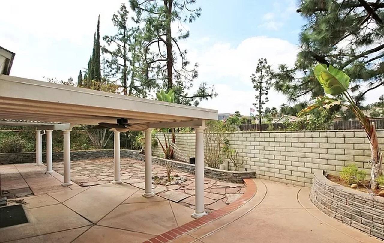 17748 Valladares Dr - Photo 4 of 24