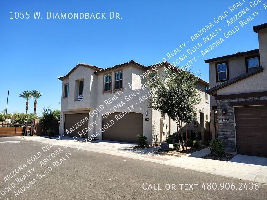 1055 W Diamondback Dr - Photo 2 of 27