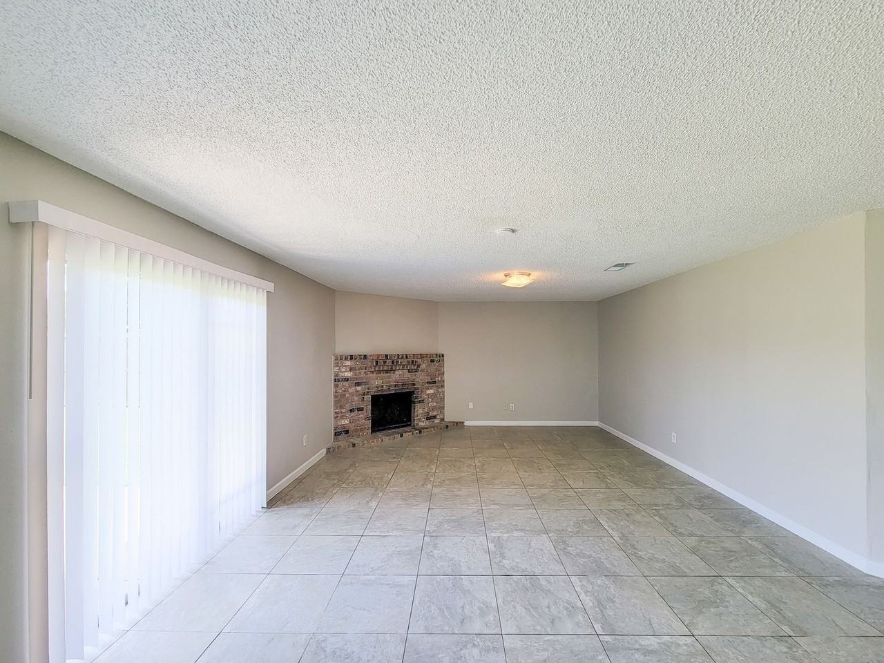 8530 Quail Burg Ln - Photo 6 of 39