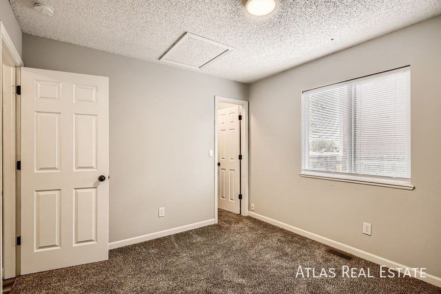 6948 Fountain Ridge Cir - Photo 7 of 16