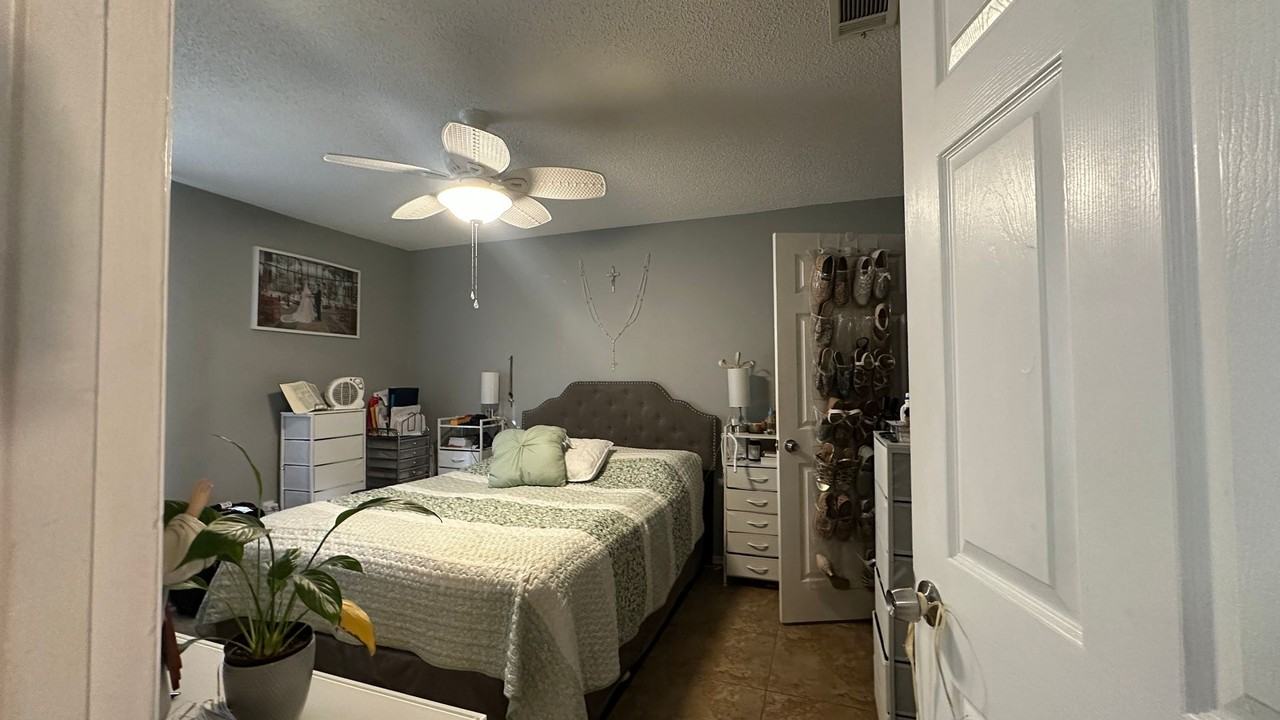 974 Leeward Pl #104 - Photo 5 of 24