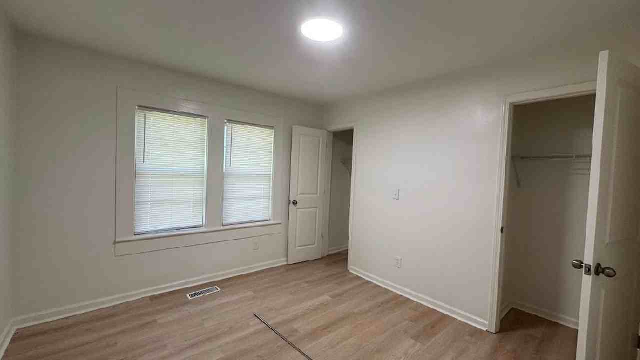 621 Odum Rd - Photo 7 of 7