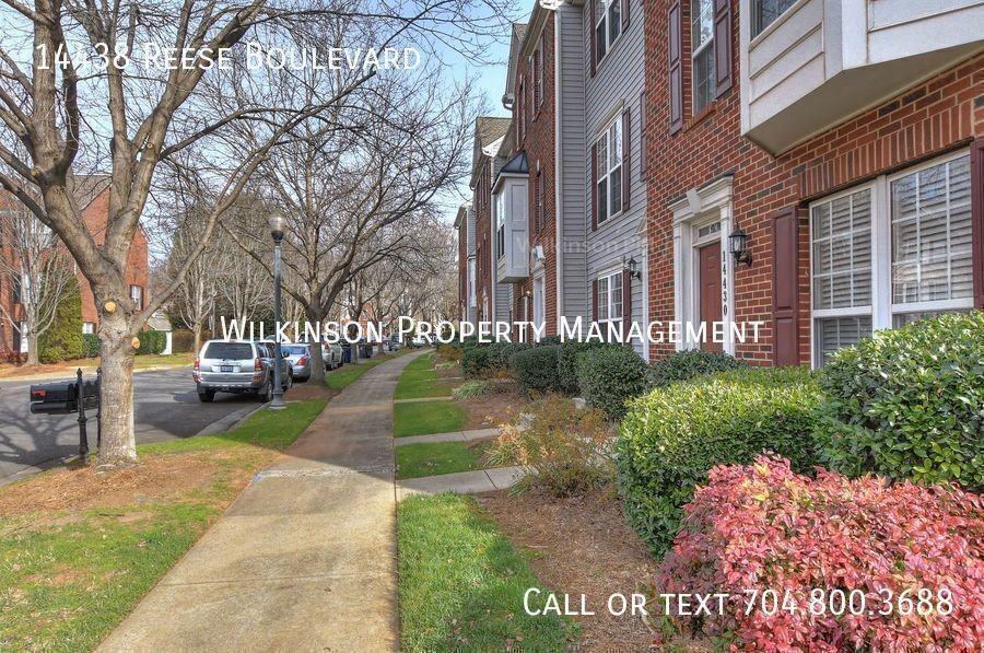 14438 Reese Blvd W - Photo 4 of 33