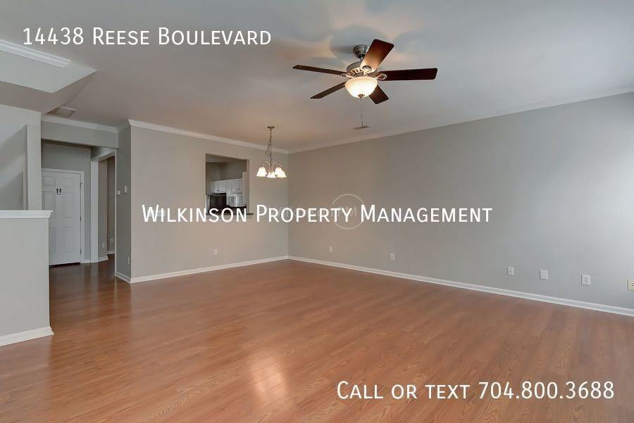 14438 Reese Blvd W - Photo 7 of 33