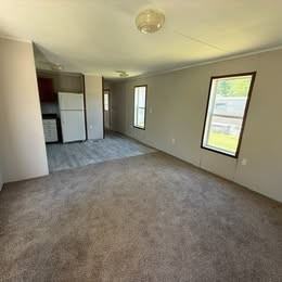 37 Billy Dr - Photo 2 of 11