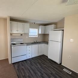 19 Billy Dr - Photo 3 of 10