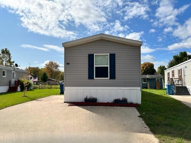 606 Winding Ln - Photo 2 of 8