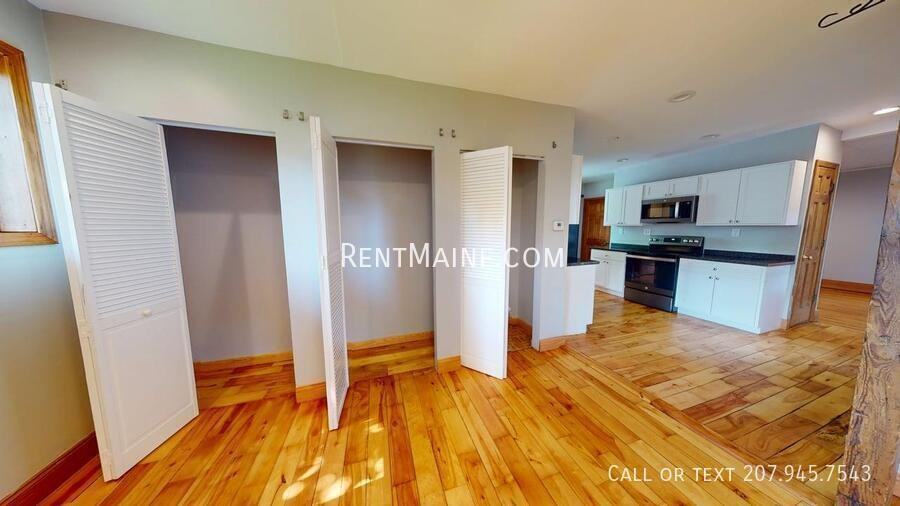 118 Grove St #2 - Photo 6 of 18