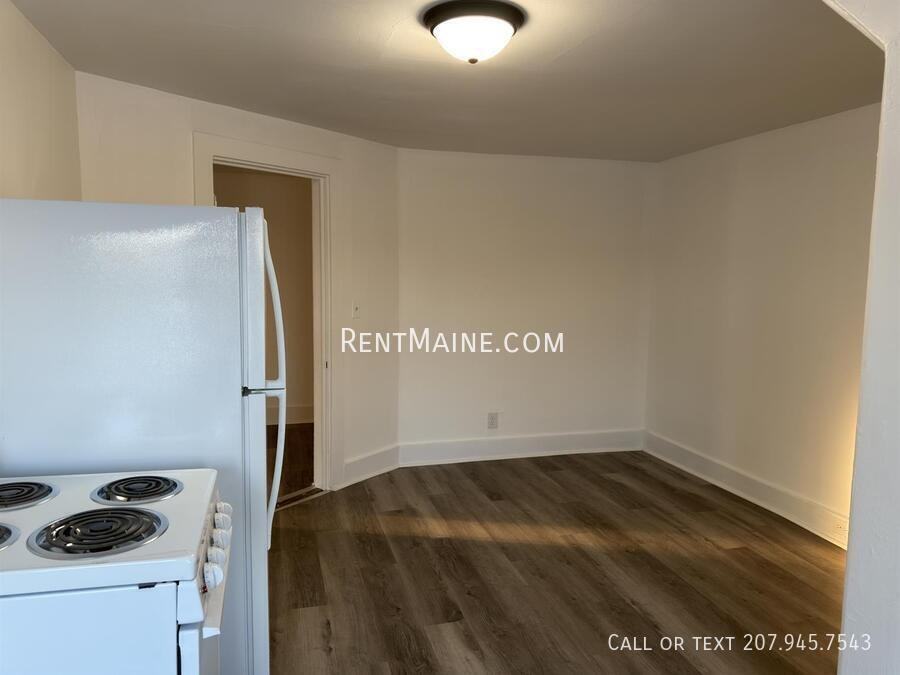 36 3rd St #6 - Photo 3 of 12
