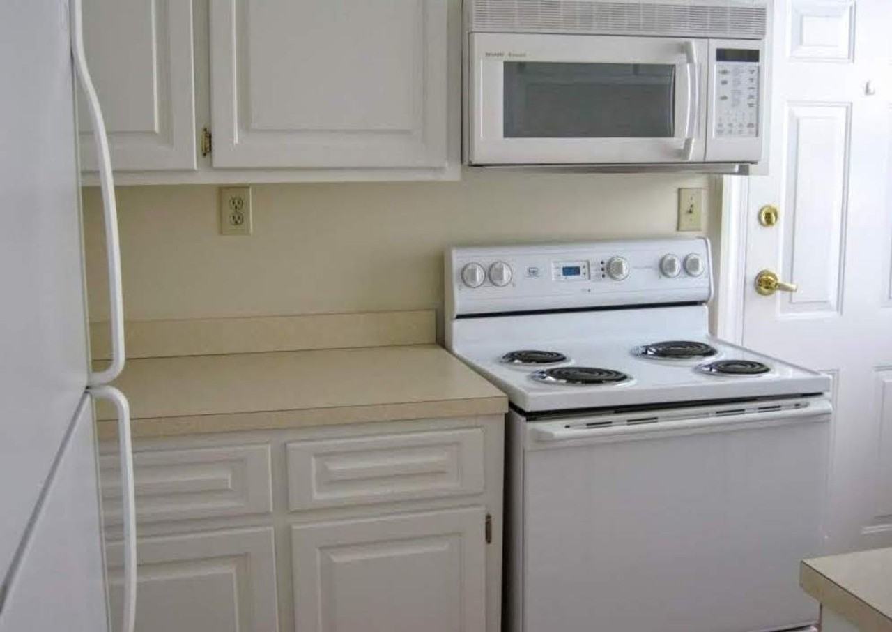 4103 Devine St #E10 - Photo 7 of 9