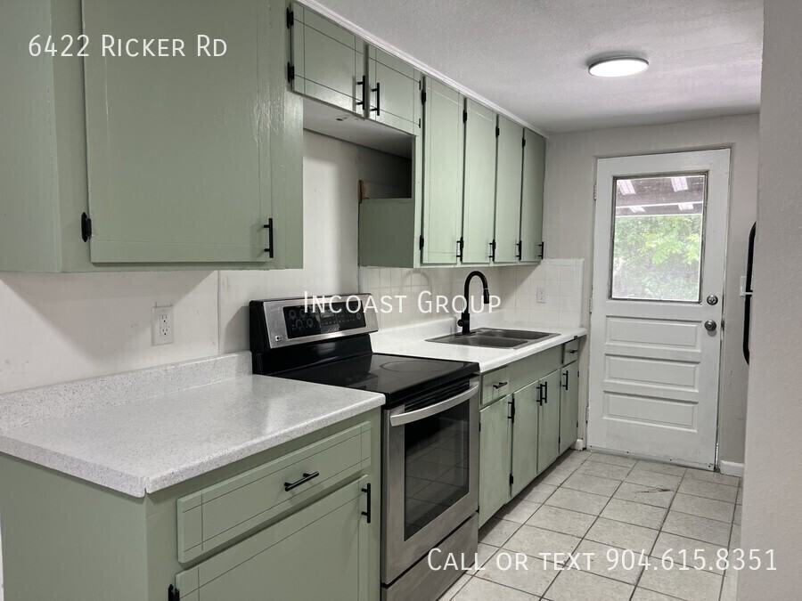 6422 Ricker Rd - Photo 4 of 7