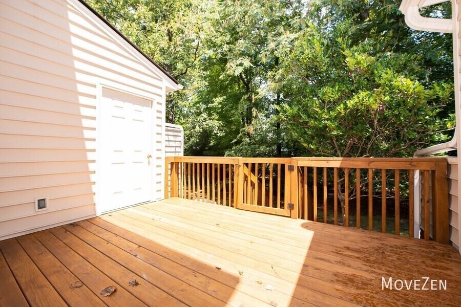 134 Sanair Ct - Photo 2 of 35