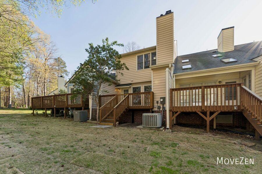134 Sanair Ct - Photo 5 of 35