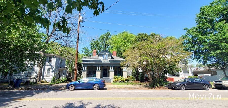 209 E Peace St #B - Photo 2 of 24