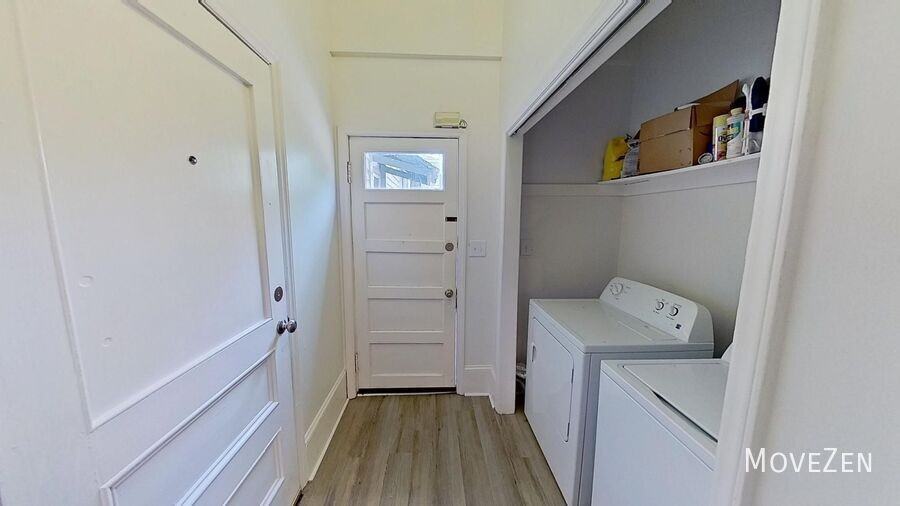 209 E Peace St #B - Photo 7 of 24