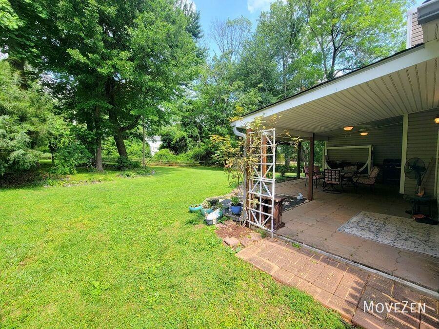 9338 Aylesbury Ln - Photo 3 of 46