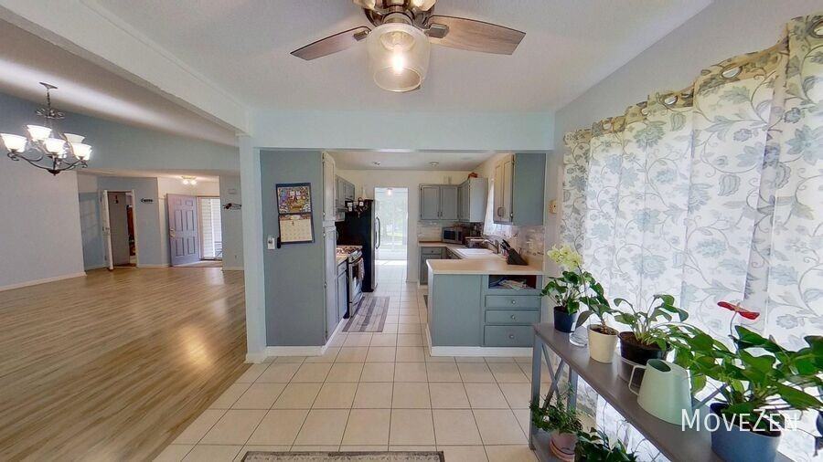9338 Aylesbury Ln - Photo 5 of 46
