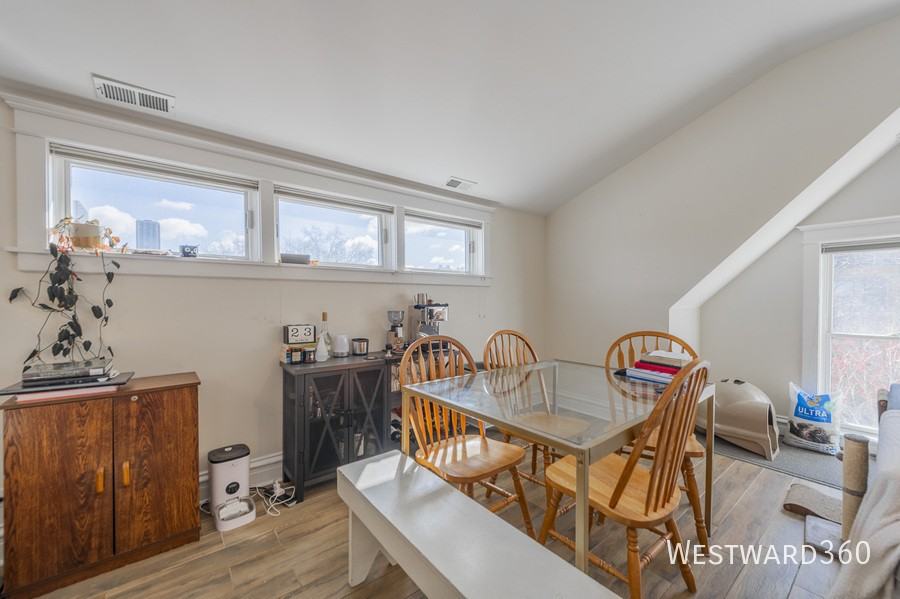 1252 W Elmdale Ave #3 - Photo 7 of 15