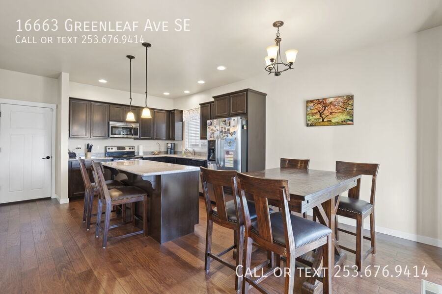 16663 Greenleaf Ave Se - Photo 7 of 28