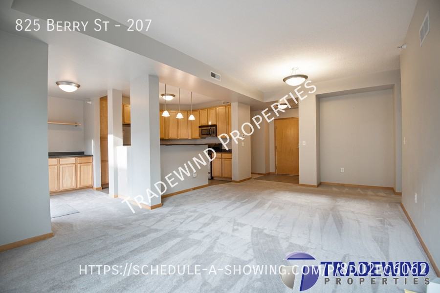 825 Berry St #207 - Photo 5 of 16